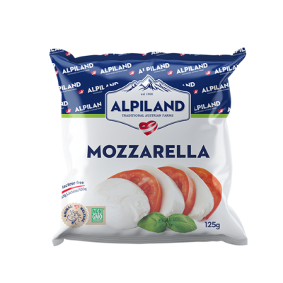 Φρέσκια mozzarella Alpiland σε συσκευασία.