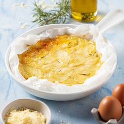 Ομελέτα με πατάτες, συνταγή με τυριά Alpiland.