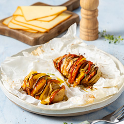 Πατάτες γεμιστές, συνταγή με τυριά Alpiland.