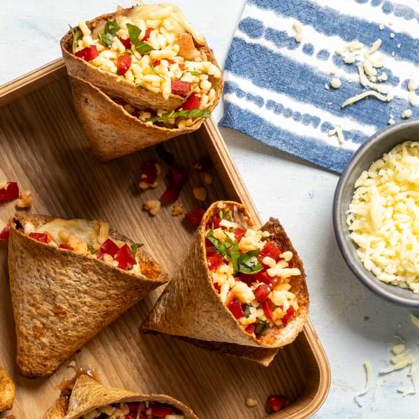 «Xωνάκια» τορτίγιας με Αpiland Cheese mix